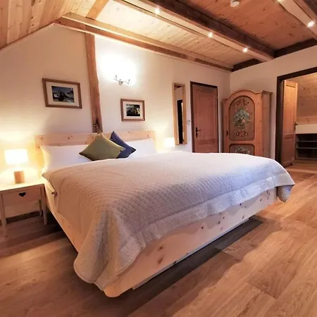 Wellness Hut Apartment Falkert